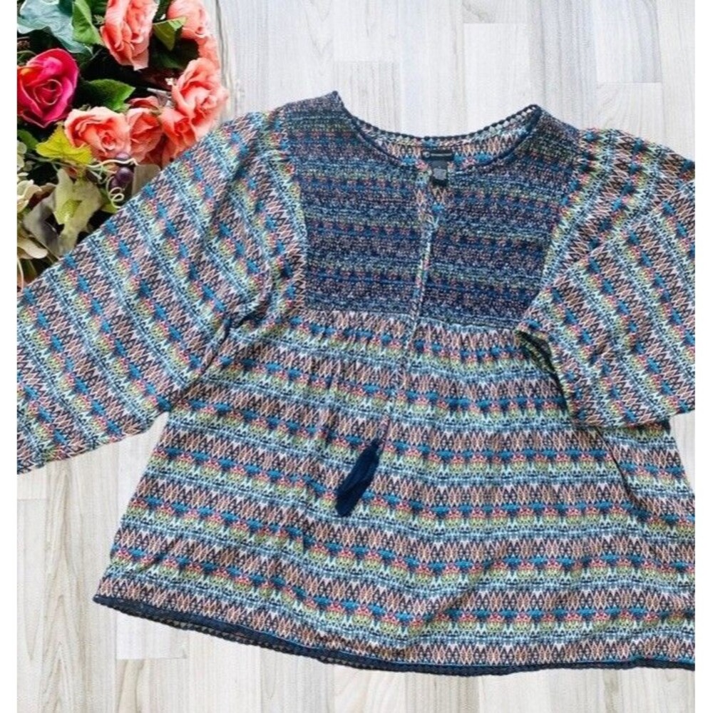 New Directions Womens Top Size L Smocked 3/4 Sleeve Blue Tribal Print